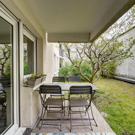 Pleasant Flat In With Terrace And Parking Bordeaux